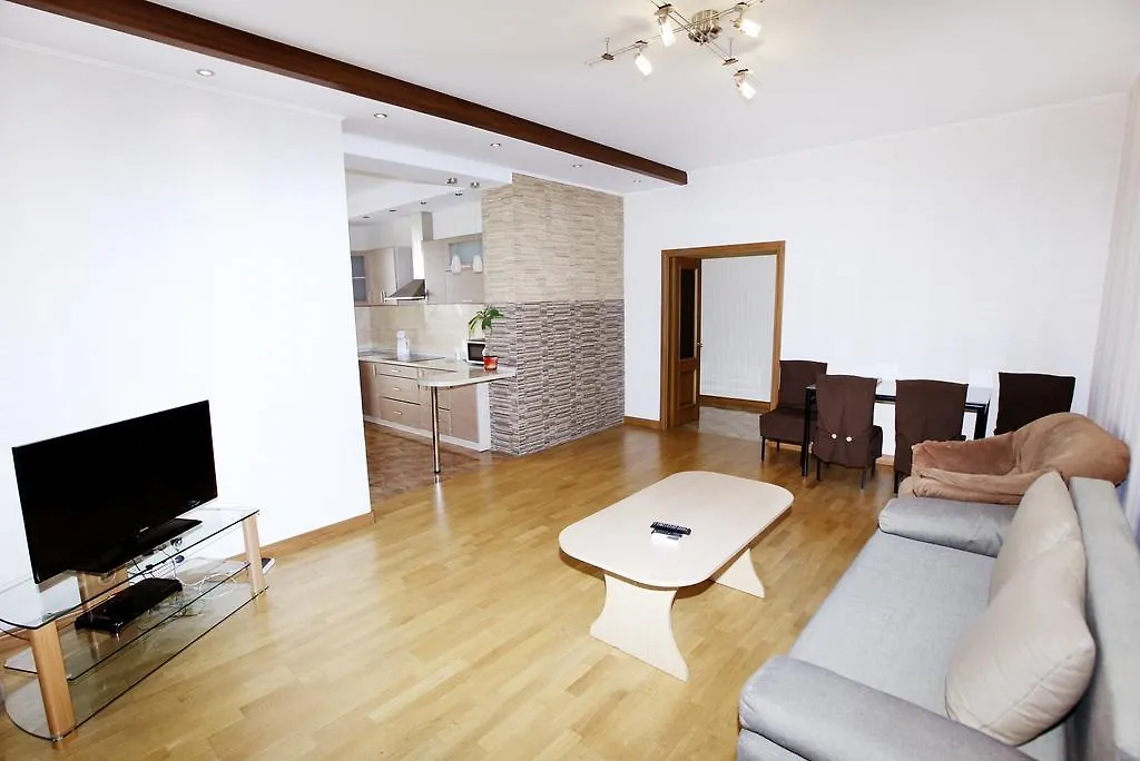 Botanic Apartments Kyiv 0*,